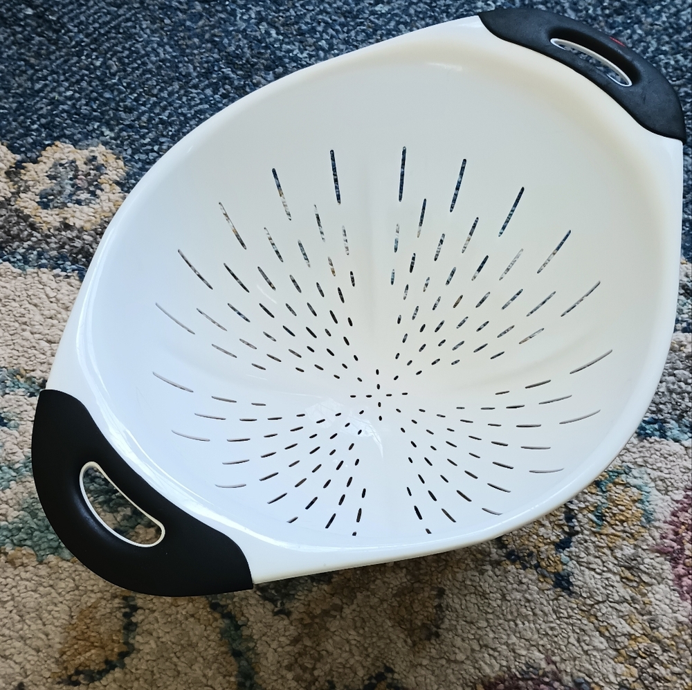 OXO colander